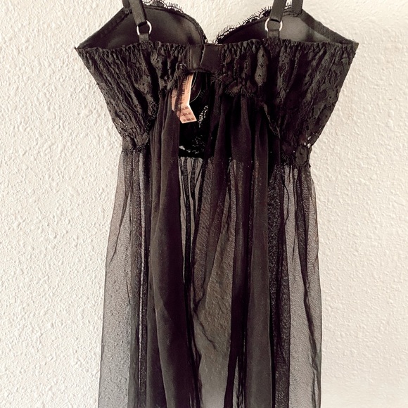 NWT Victoria’s Secret Black Lace Lingerie 32 D - Picture 5 of 5